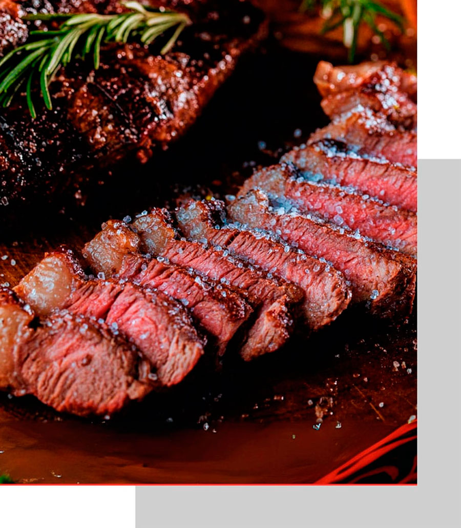 Corte de carne grelhado e fatiado